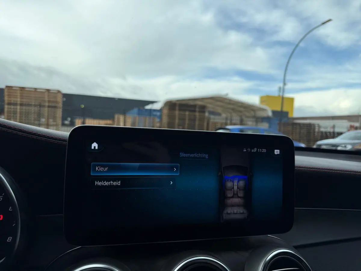 300e 4MATIC Premium | 1E EIGENAAR | 3/6/12MND GARANTIE | DAB | LED | CARPLAY | SFEERVERLICHTING | CRUISE | CAMERA |