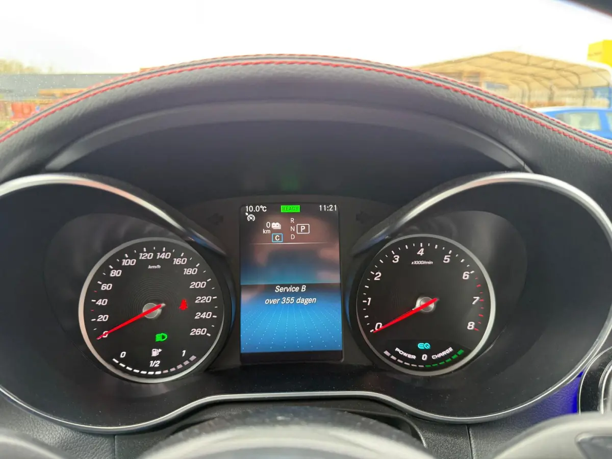 300e 4MATIC Premium | 1E EIGENAAR | 3/6/12MND GARANTIE | DAB | LED | CARPLAY | SFEERVERLICHTING | CRUISE | CAMERA |