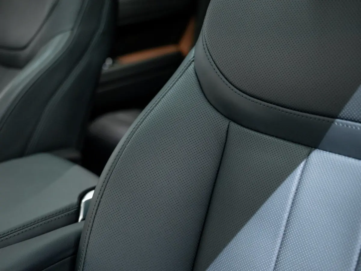3.0 P460e Autobiography PHEV | Koelbox | Trekhaak | HUD | ACC | Stuurverwarming |