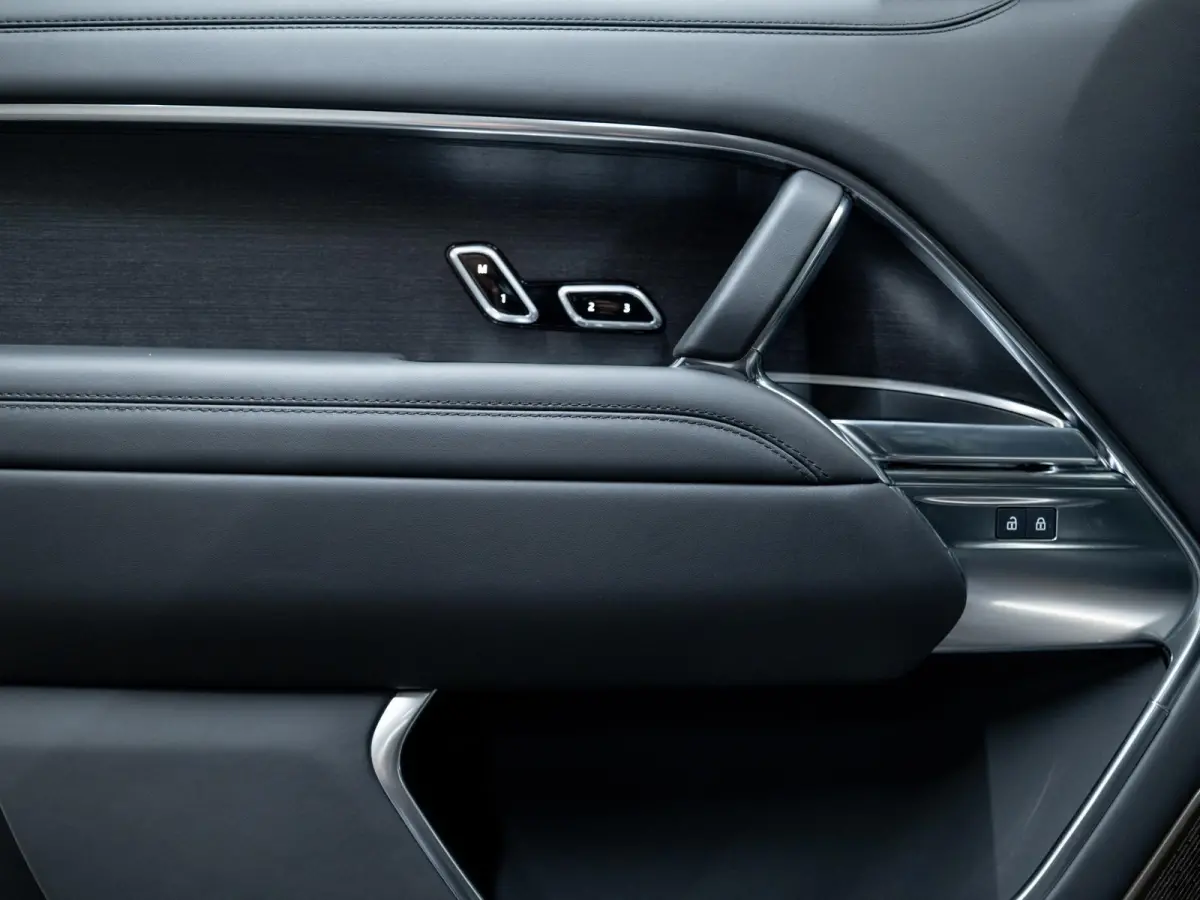 3.0 P460e Autobiography PHEV | Koelbox | Trekhaak | HUD | ACC | Stuurverwarming |