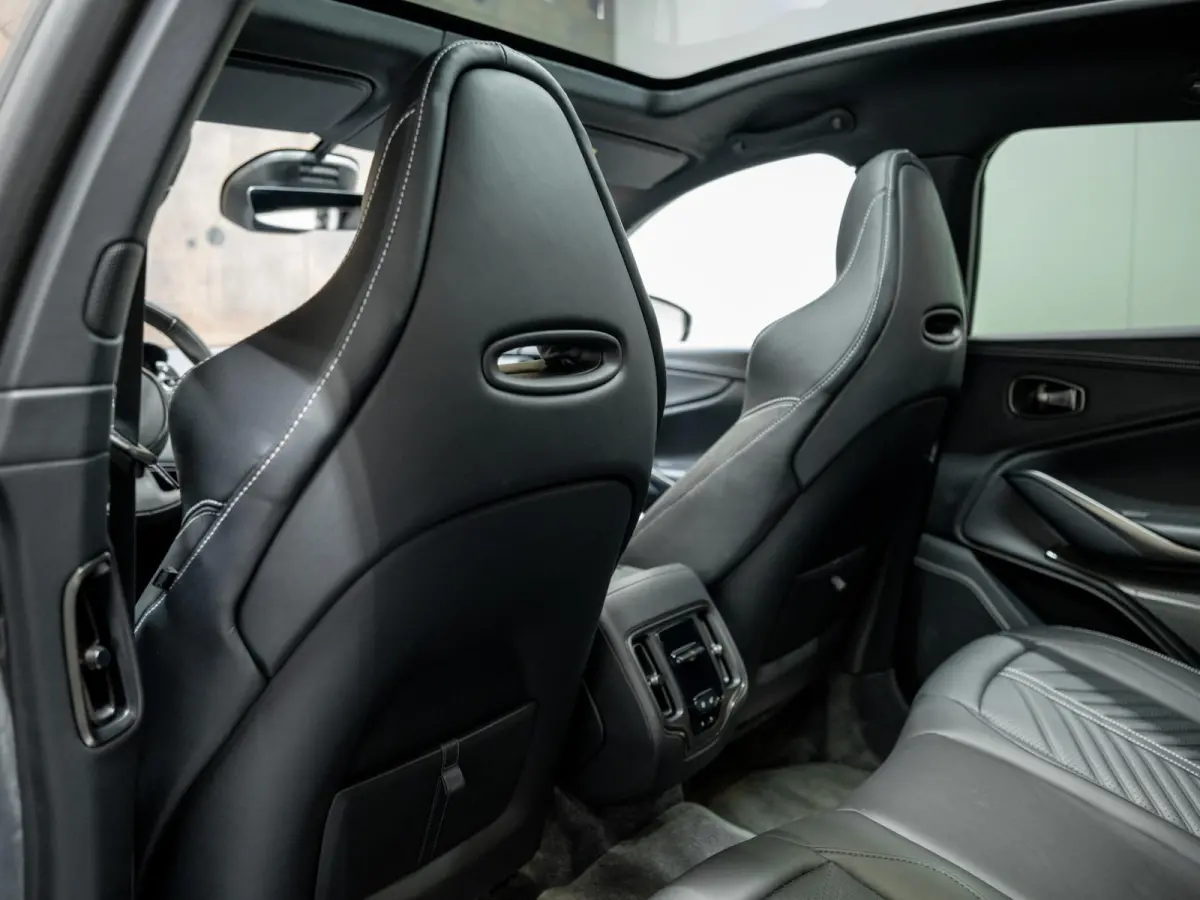 4.0 V8 707 | Carbon | Ventilatie | ACC | 360° | Keyless |