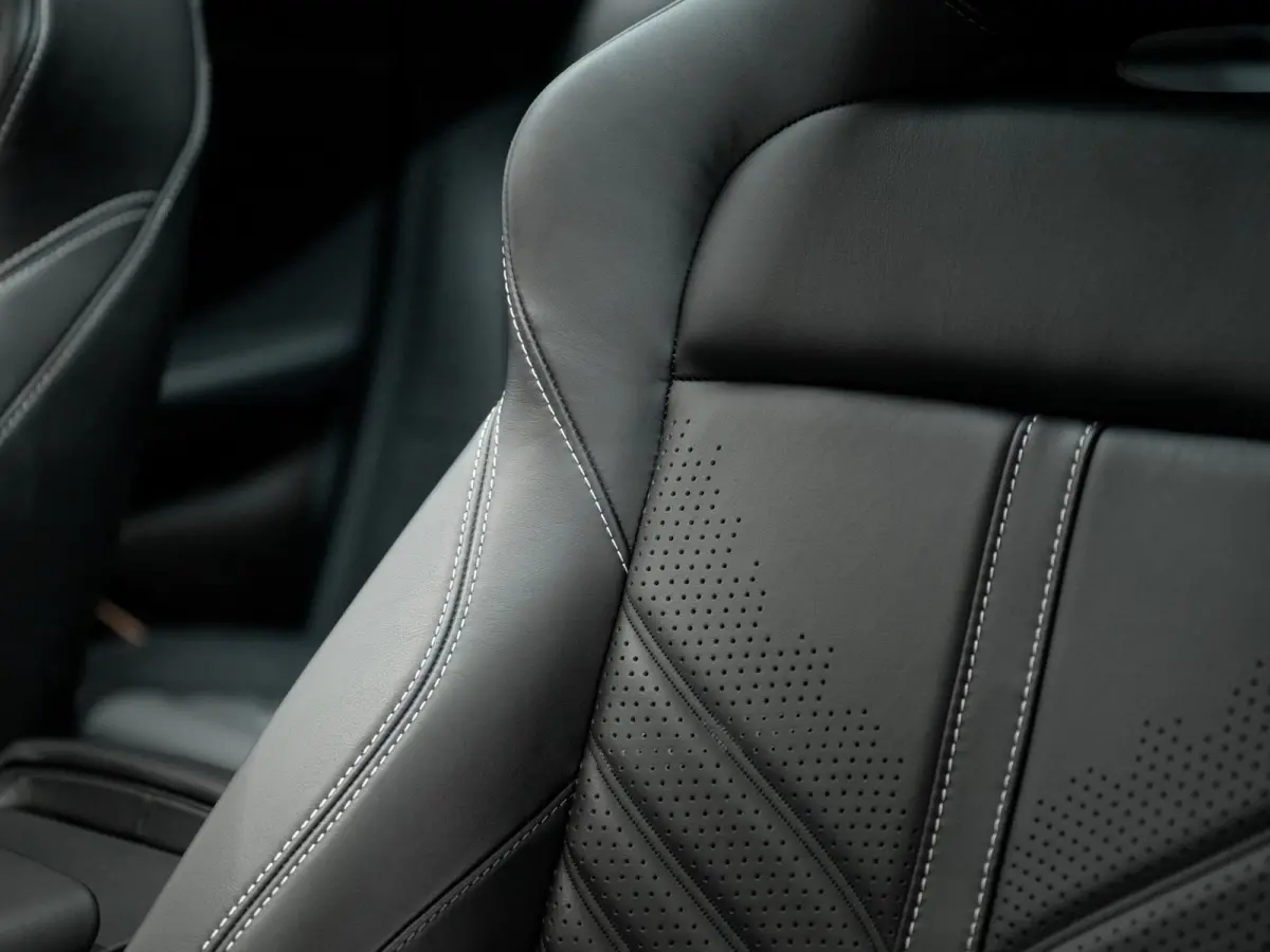4.0 V8 707 | Carbon | Ventilatie | ACC | 360° | Keyless |