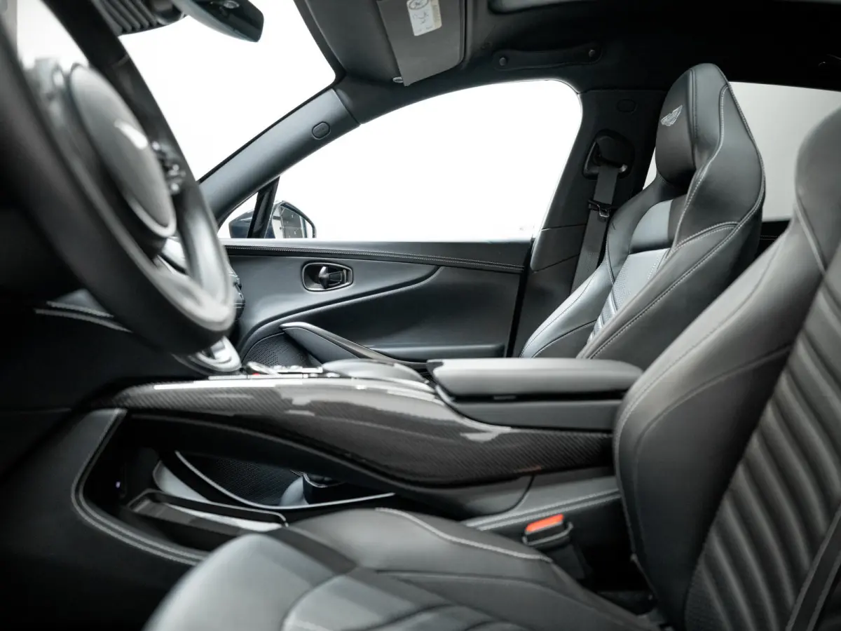4.0 V8 707 | Carbon | Ventilatie | ACC | 360° | Keyless |