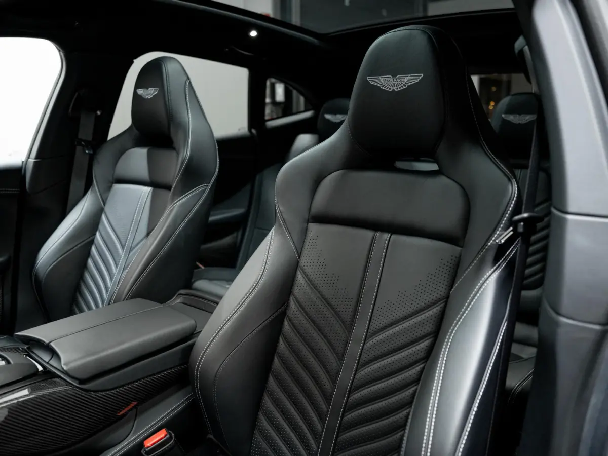 4.0 V8 707 | Carbon | Ventilatie | ACC | 360° | Keyless |