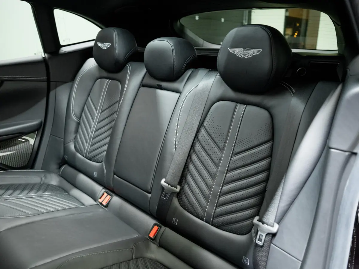 4.0 V8 707 | Carbon | Ventilatie | ACC | 360° | Keyless |