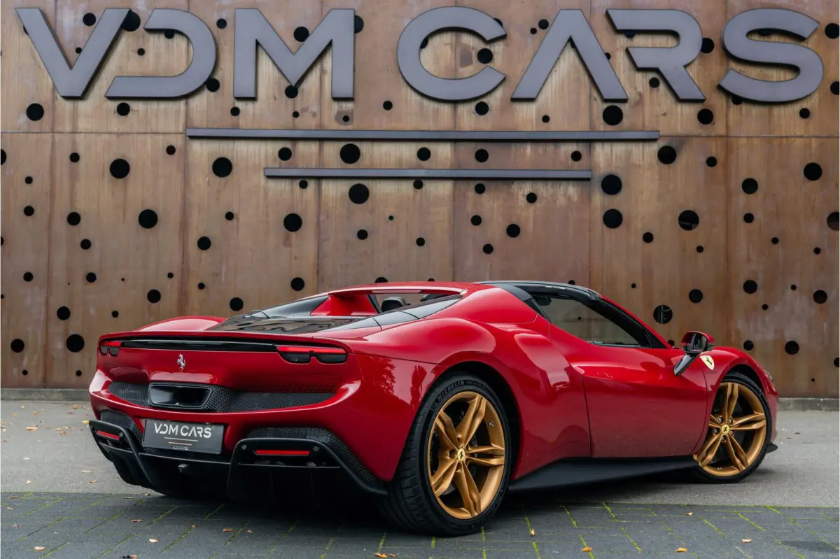3.0 V6 | 1e Eigenaar | ACC | CarPlay | AFS | MyFerrari Connect | Daytona |