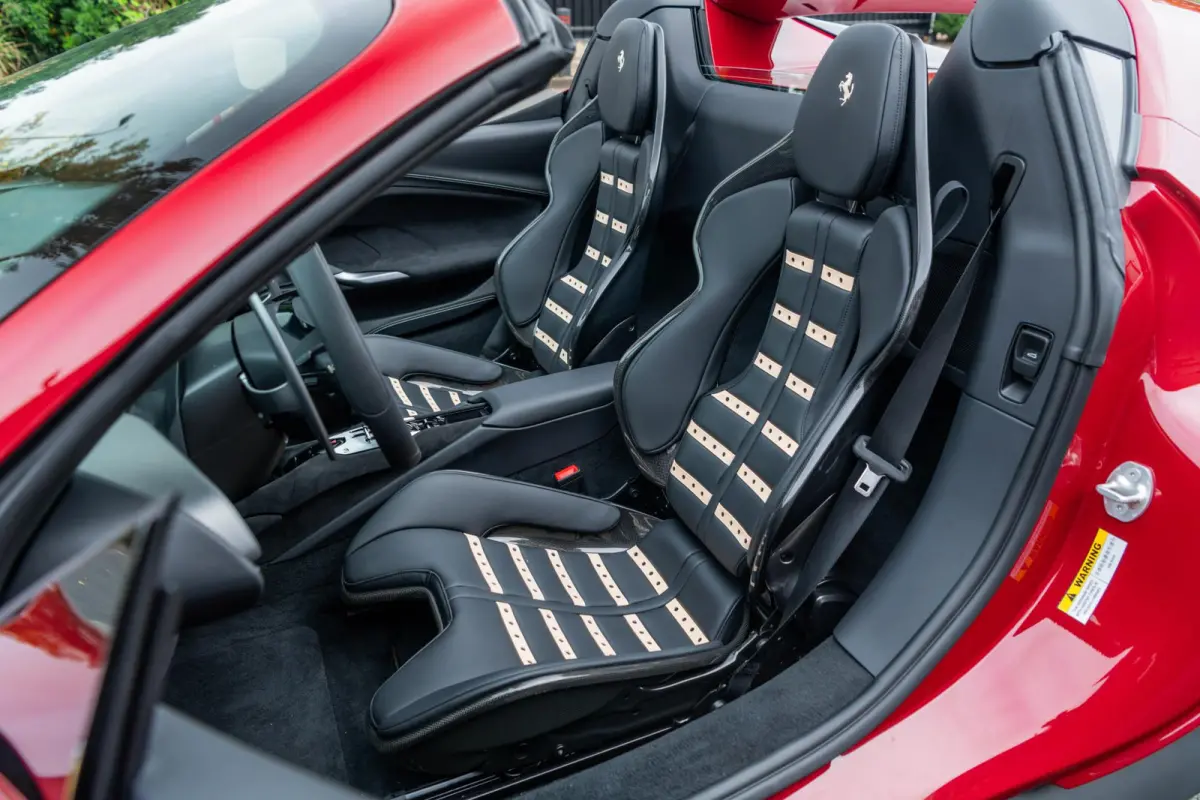 3.0 V6 | 1e Eigenaar | ACC | CarPlay | AFS | MyFerrari Connect | Daytona |