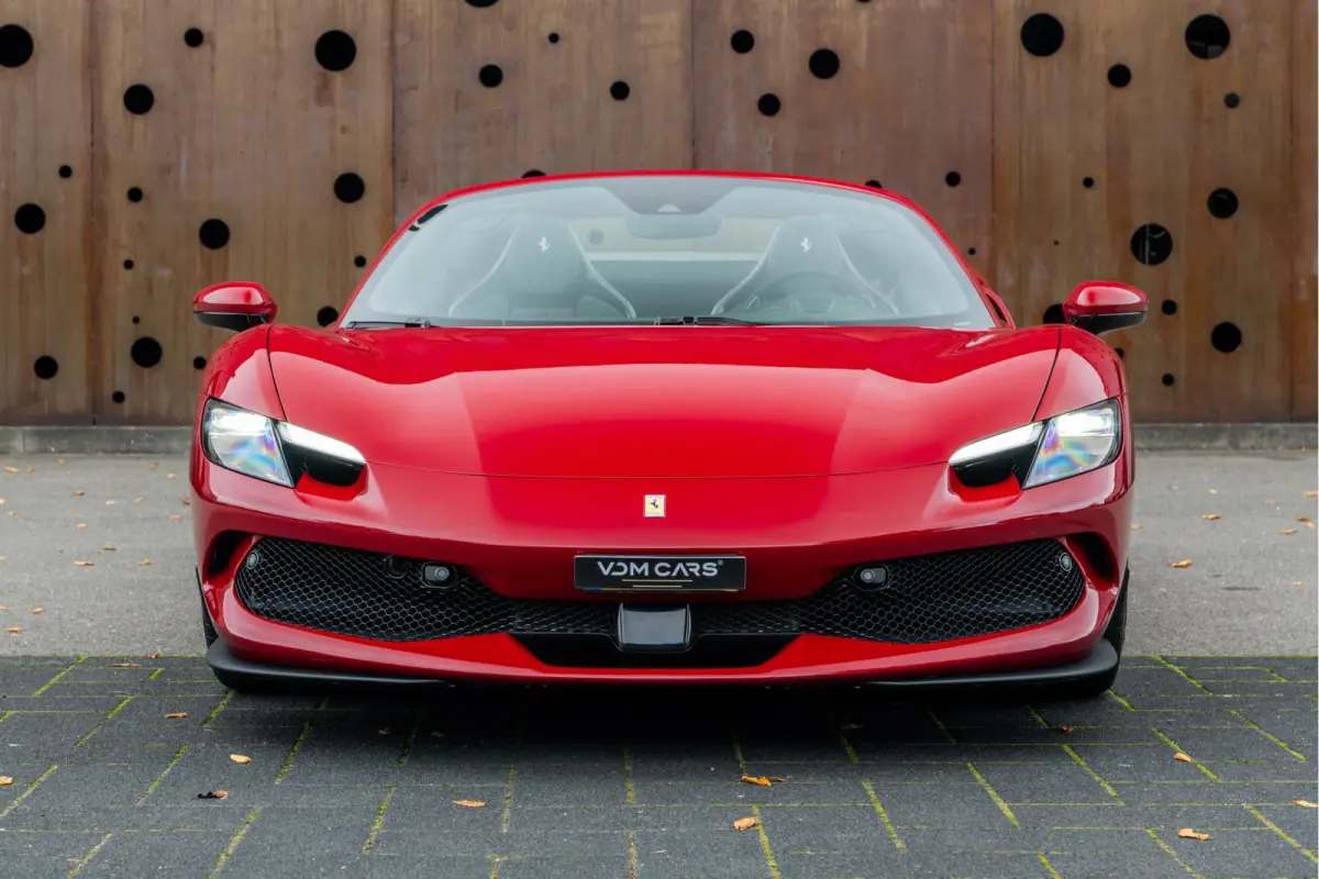 3.0 V6 | 1e Eigenaar | ACC | CarPlay | AFS | MyFerrari Connect | Daytona |