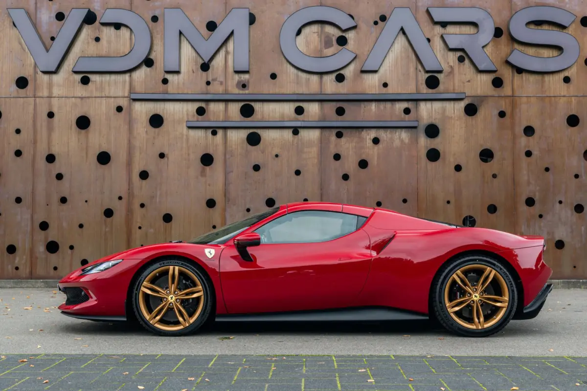 3.0 V6 | 1e Eigenaar | ACC | CarPlay | AFS | MyFerrari Connect | Daytona |
