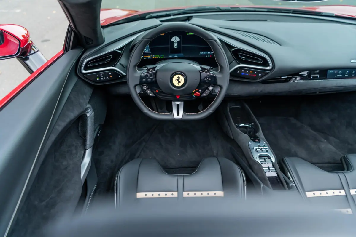 3.0 V6 | 1e Eigenaar | ACC | CarPlay | AFS | MyFerrari Connect | Daytona |