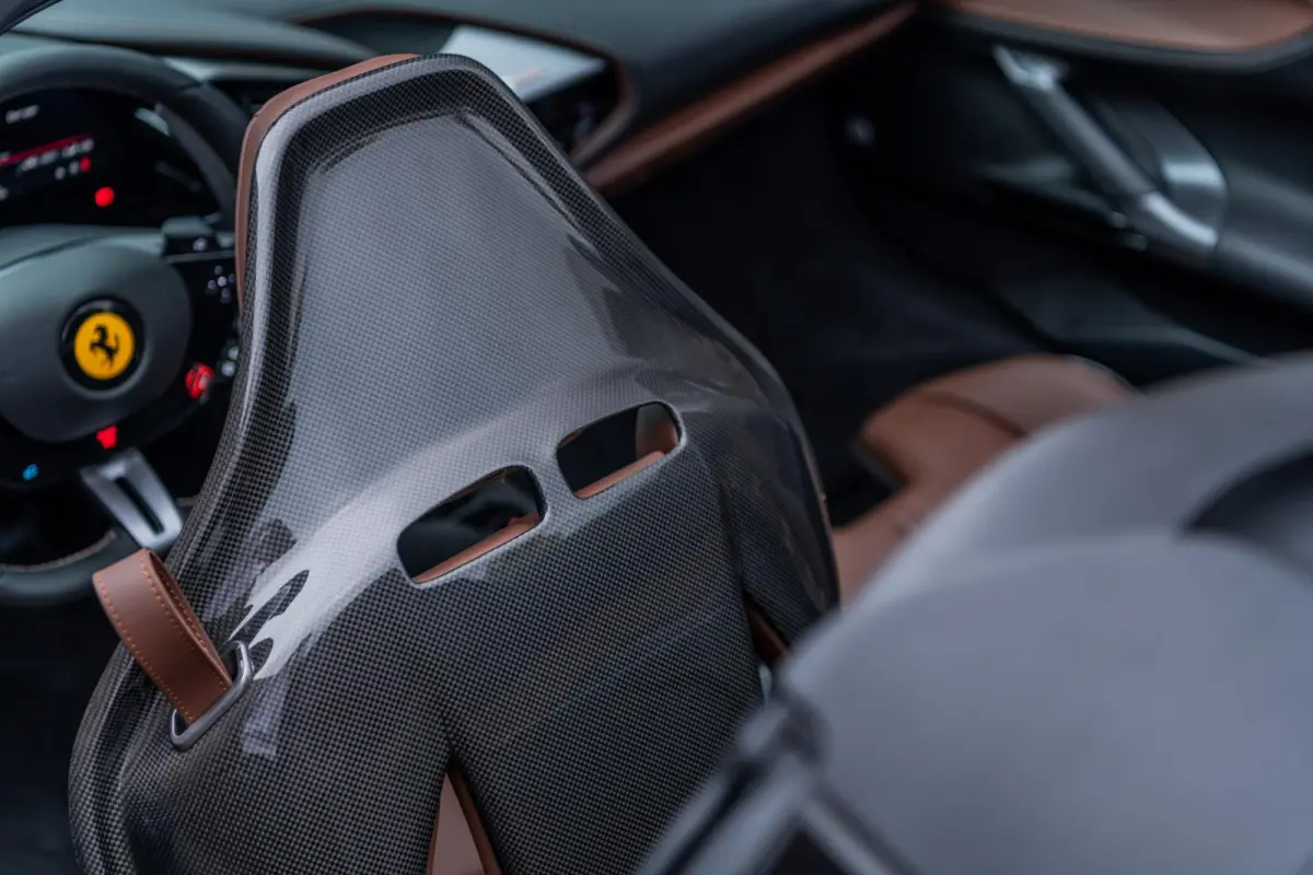 4.0 V8 | 1e Eigenaar | Two-Tone | Lift | Carplay | AFS | Camera | HiFi | Carbon | Extracampionario |