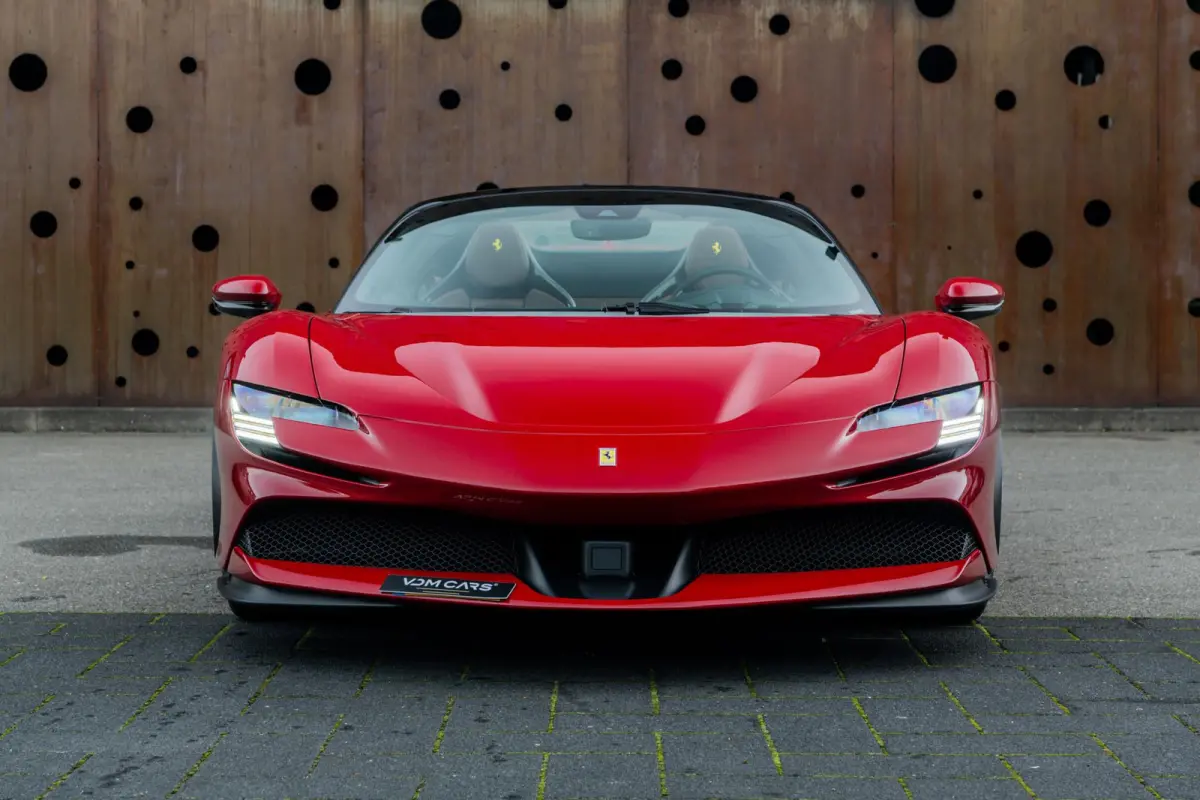4.0 V8 | 1e Eigenaar | Two-Tone | Lift | Carplay | AFS | Camera | HiFi | Carbon | Extracampionario |