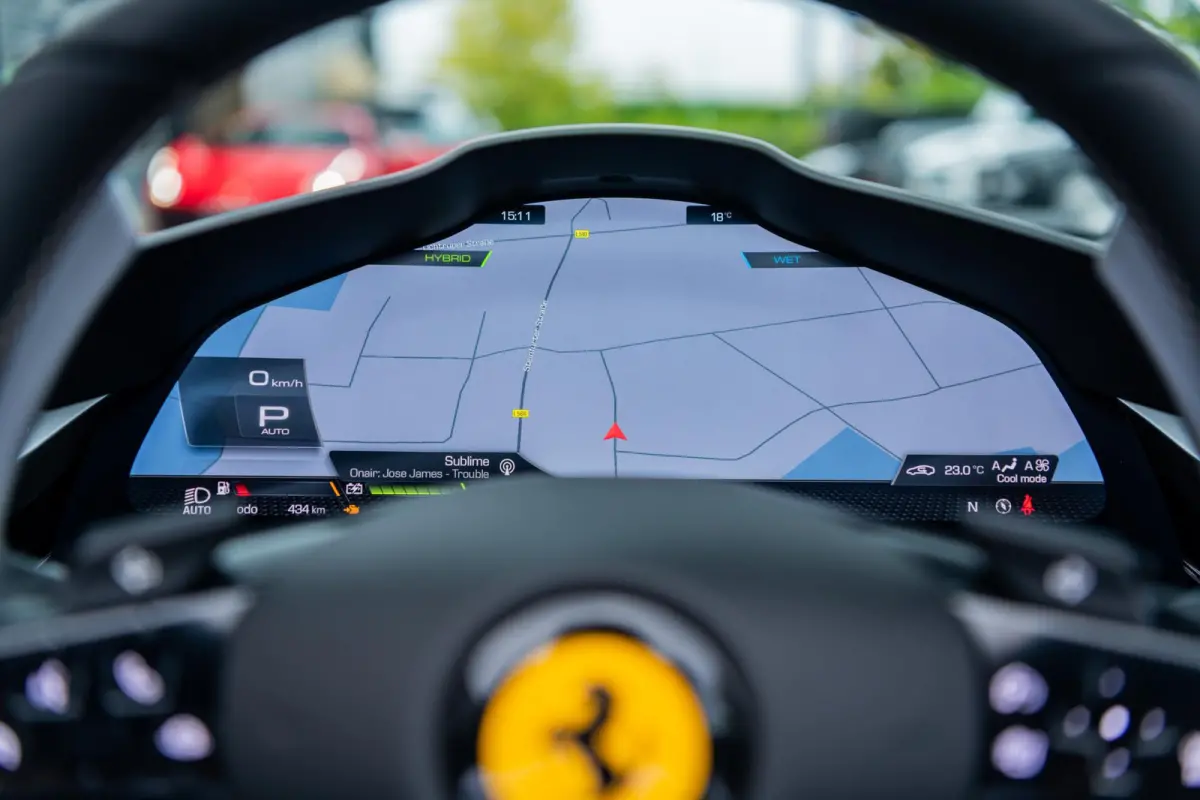 4.0 V8 | 1e Eigenaar | Two-Tone | Lift | Carplay | AFS | Camera | HiFi | Carbon | Extracampionario |