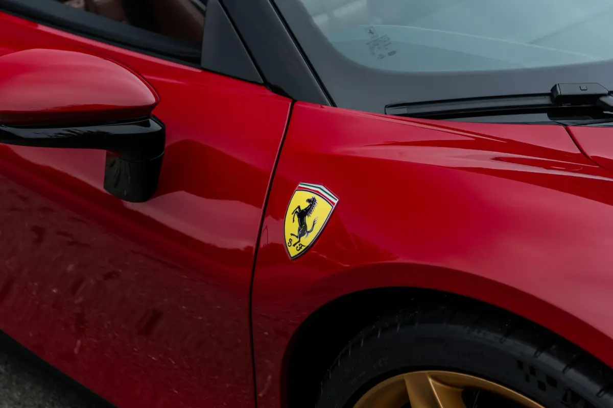 4.0 V8 | 1e Eigenaar | Two-Tone | Lift | Carplay | AFS | Camera | HiFi | Carbon | Extracampionario |