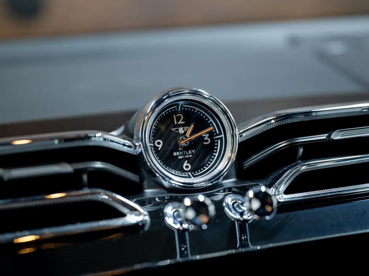 3.0 V6 Hybrid | First Edition | NAIM | Styling Spec | Massage |