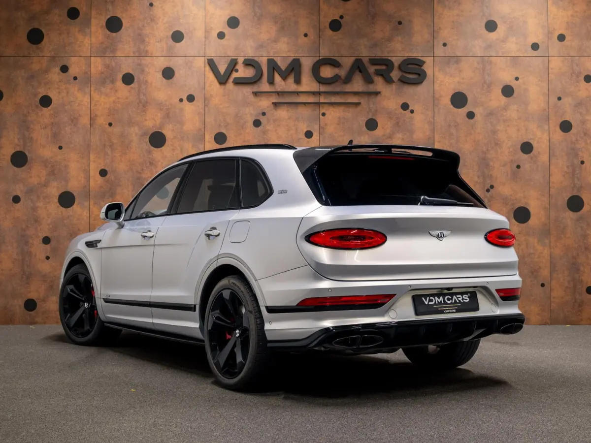 3.0 V6 Hybrid | First Edition | NAIM | Styling Spec | Massage |