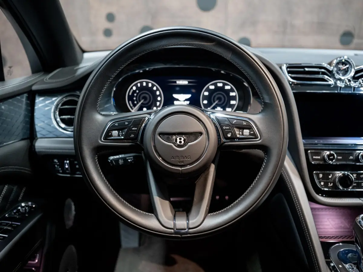 3.0 V6 Hybrid | First Edition | NAIM | Styling Spec | Massage |
