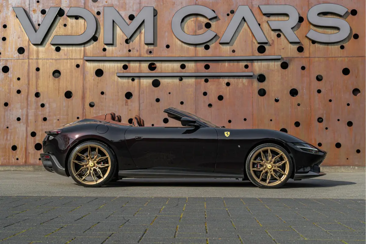 3.9 V8 | ATELIER CAR | MARRONE ROOF | FULL ADAS | CARBON |