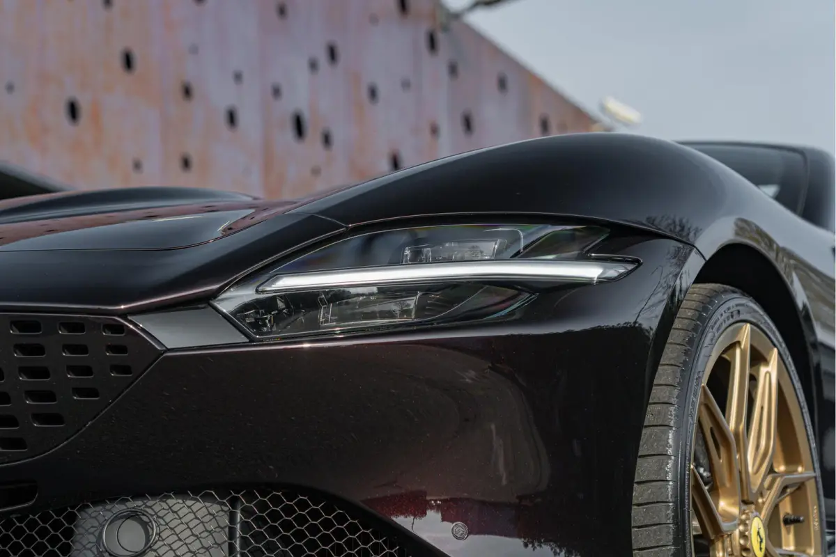 3.9 V8 | ATELIER CAR | MARRONE ROOF | FULL ADAS | CARBON |