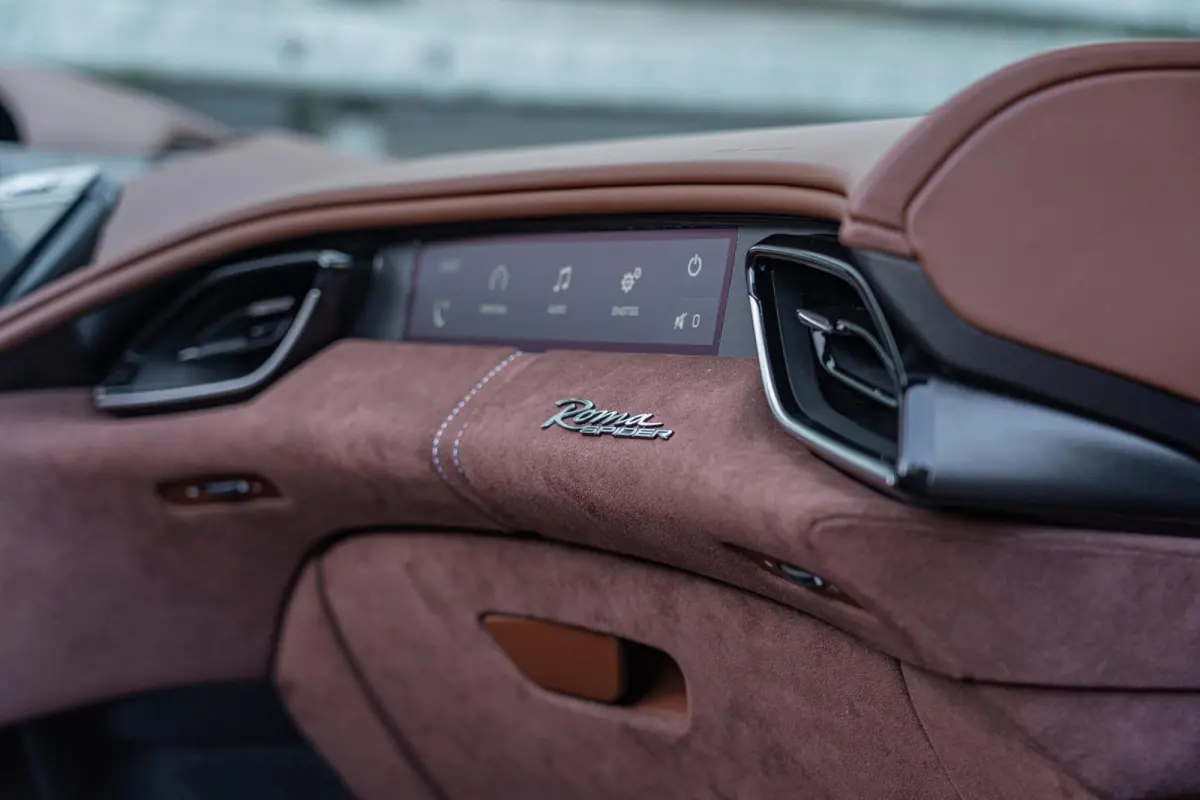 3.9 V8 | ATELIER CAR | MARRONE ROOF | FULL ADAS | CARBON |