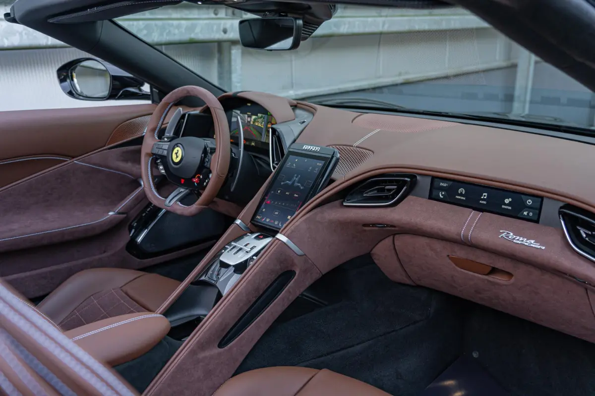 3.9 V8 | ATELIER CAR | MARRONE ROOF | FULL ADAS | CARBON |