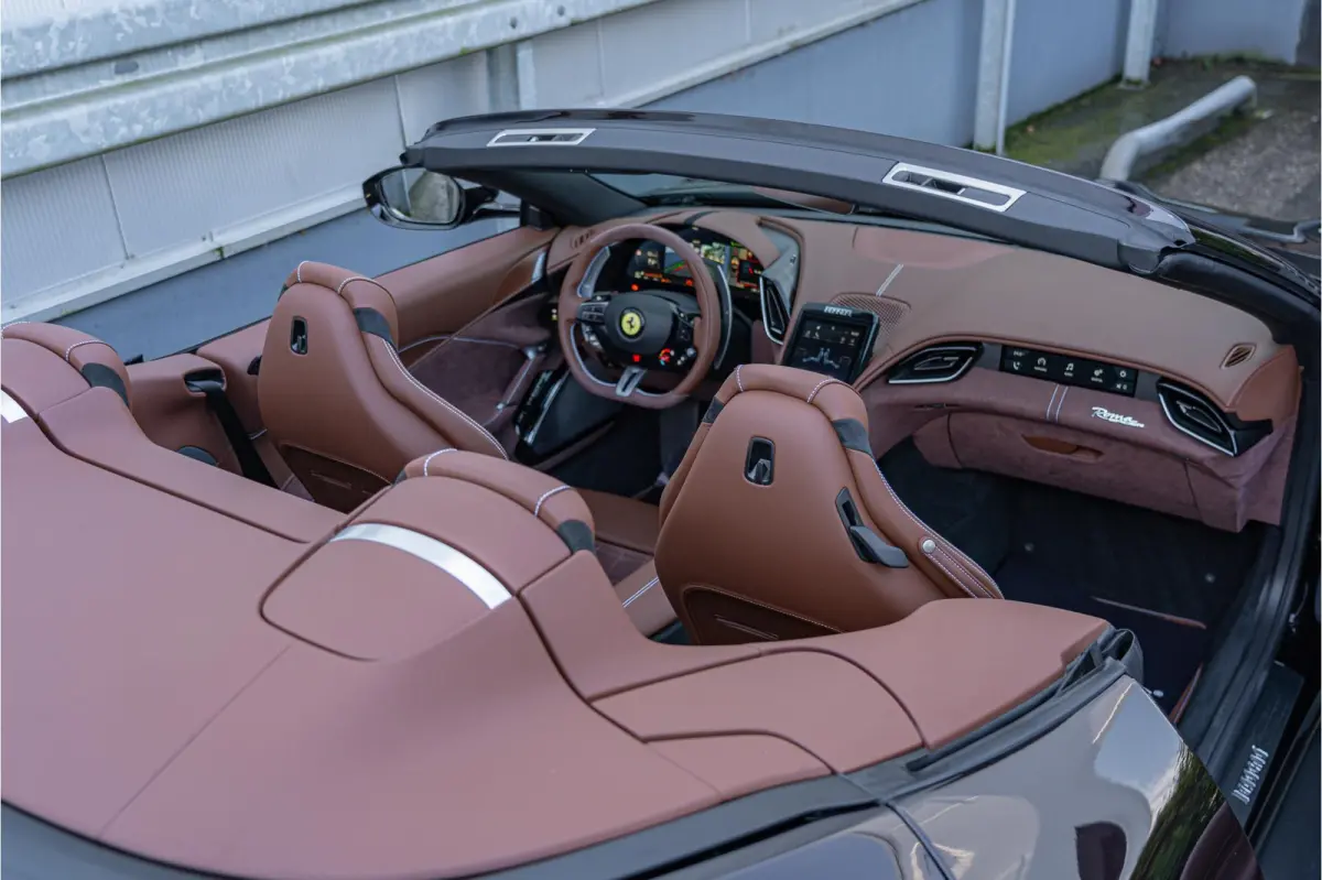 3.9 V8 | ATELIER CAR | MARRONE ROOF | FULL ADAS | CARBON |