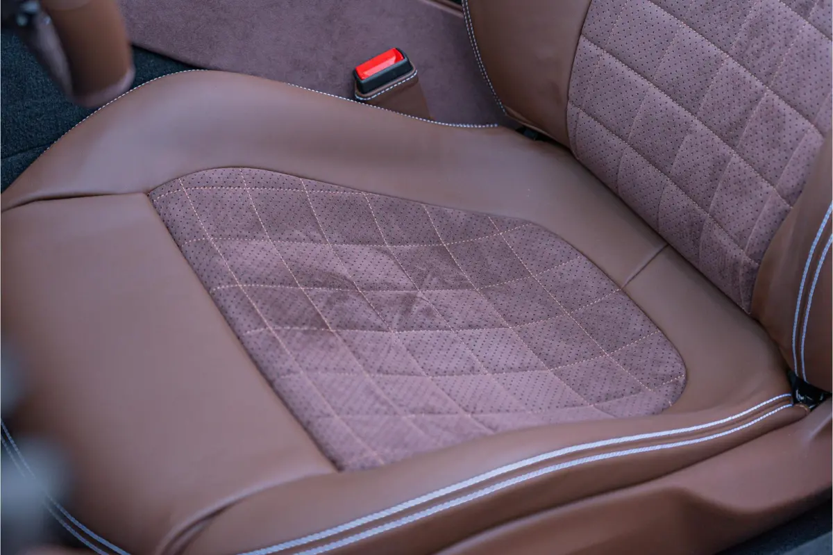 3.9 V8 | ATELIER CAR | MARRONE ROOF | FULL ADAS | CARBON |