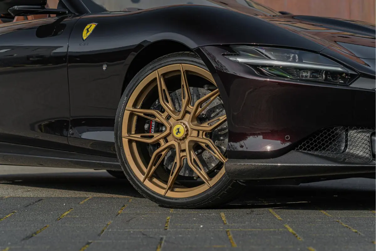 3.9 V8 | ATELIER CAR | MARRONE ROOF | FULL ADAS | CARBON |