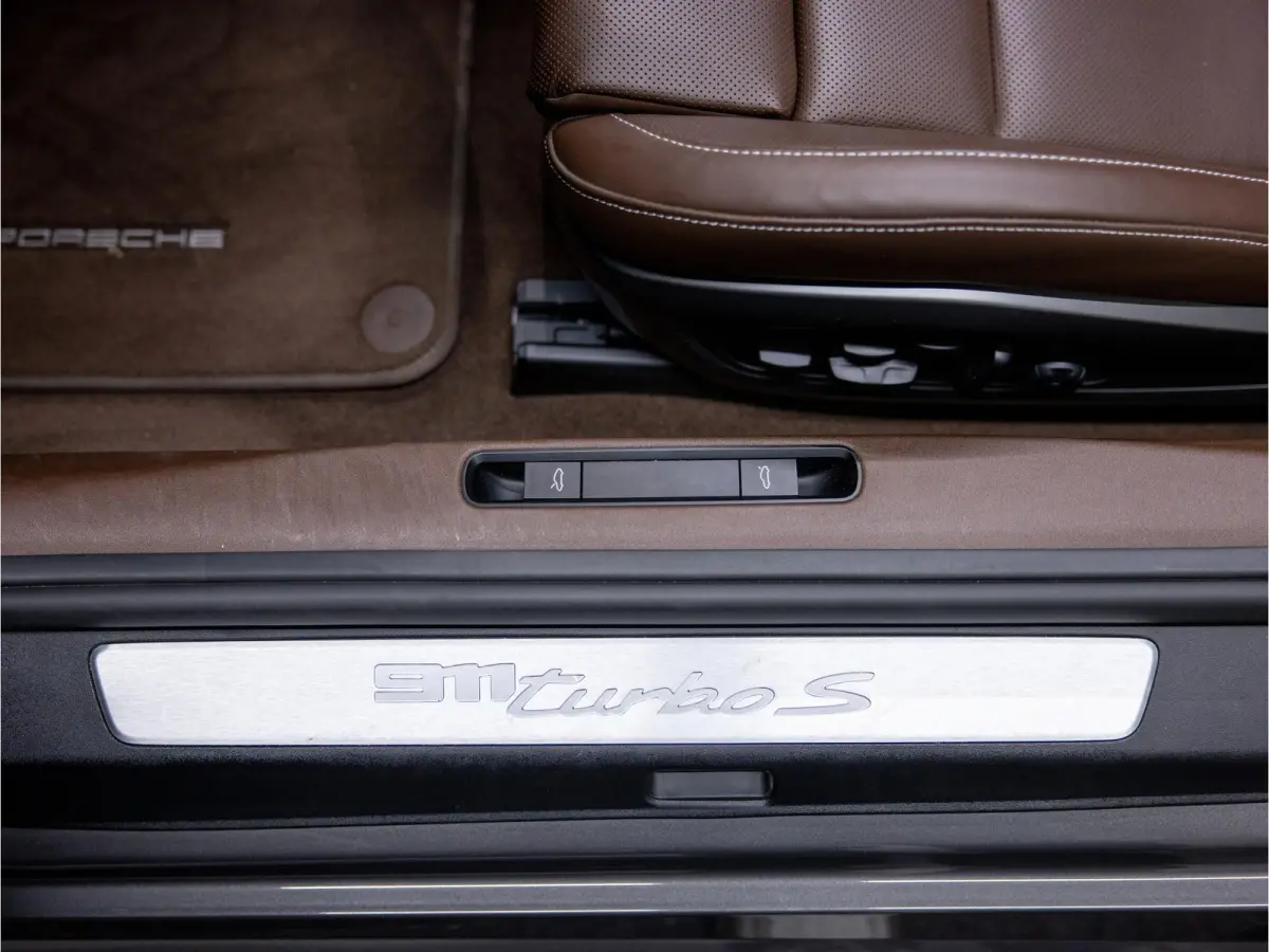 3.8 Turbo S | Lift | Sportuitlaat I 18-weg I Ventilatie I Keyless | 360° | ACC |