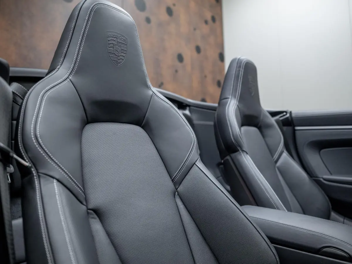 3.6 T-Hybrid Carrera 4 GTS | Lift | 18-weg | InnoDrive | Stoelventilatie |