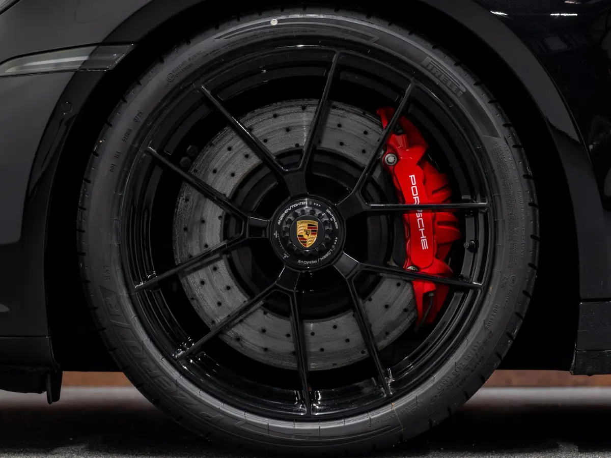 3.6 T-Hybrid Carrera 4 GTS | Lift | 18-weg | InnoDrive | Stoelventilatie |