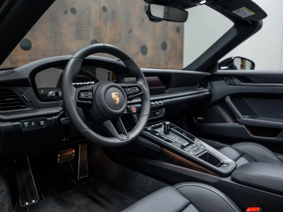 3.6 T-Hybrid Carrera 4 GTS | Lift | 18-weg | InnoDrive | Stoelventilatie |