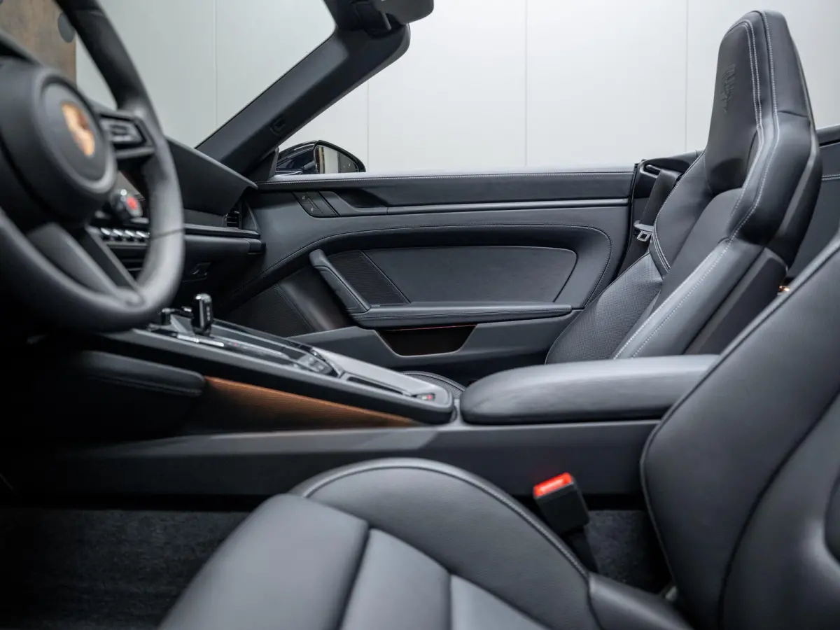 3.6 T-Hybrid Carrera 4 GTS | Lift | 18-weg | InnoDrive | Stoelventilatie |