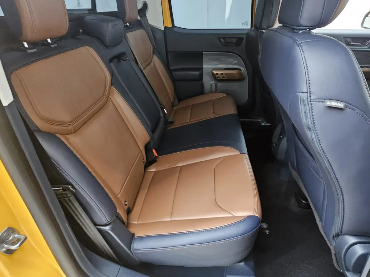 Maverick 2.0L ECOBOOST LARIAT AWD FX4