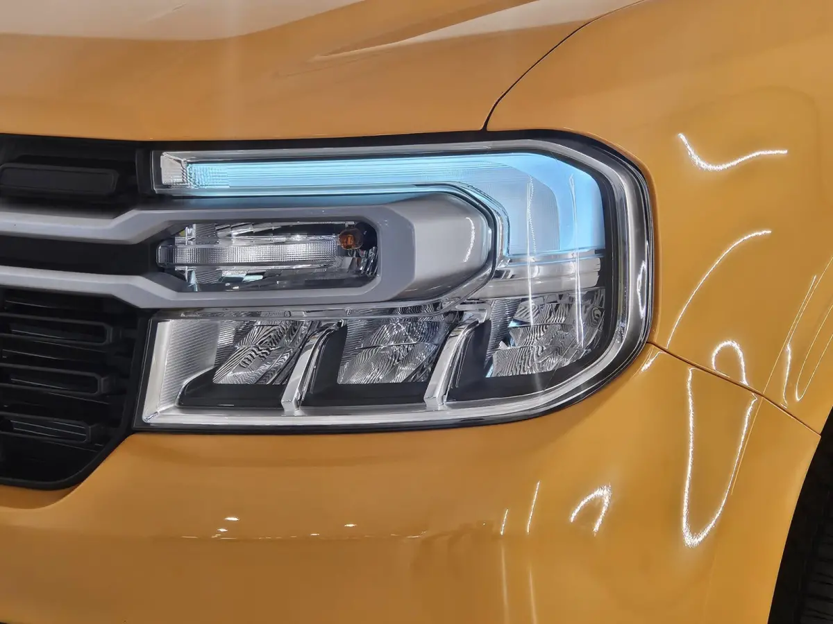 USA F-150 Maverick 2.0L ECOBOOST LARIAT AWD FX4