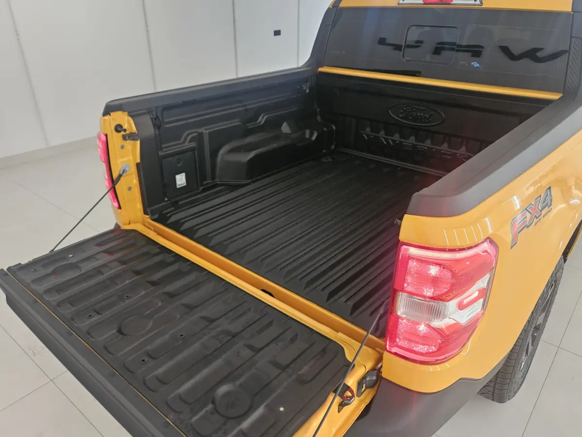 USA F-150 Maverick 2.0L ECOBOOST LARIAT AWD FX4