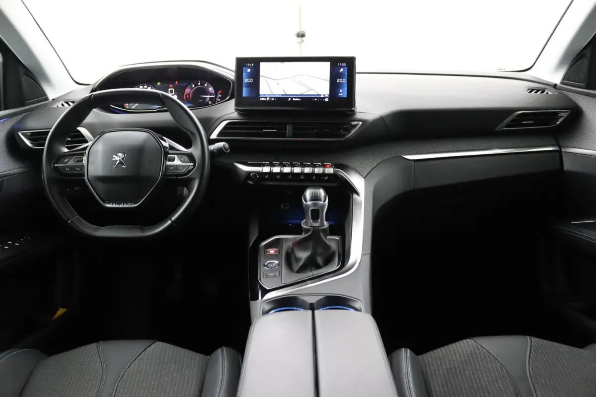 1.2 Allure*ECC*CRUISE*NAVI*CAM*CARPLAY*RIEM.VV