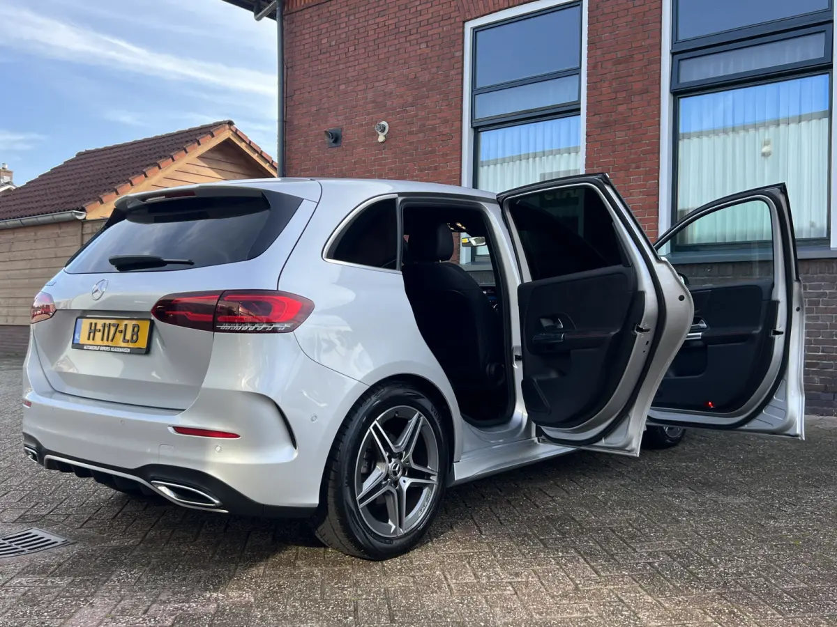 180 Business Solution AMG | NW STAAT | FULL LED | CAMERA | ELEKT KOFFER |