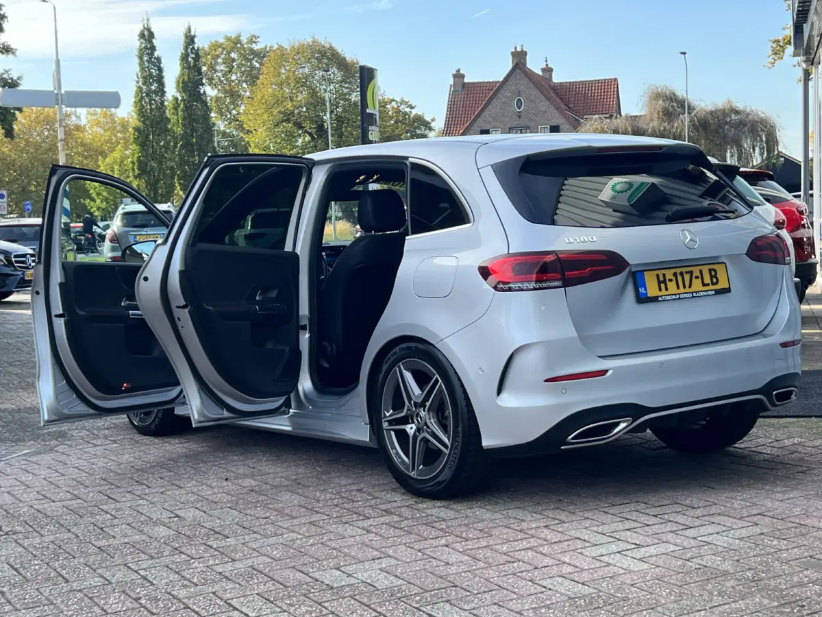 180 Business Solution AMG | NW STAAT | FULL LED | CAMERA | ELEKT KOFFER |