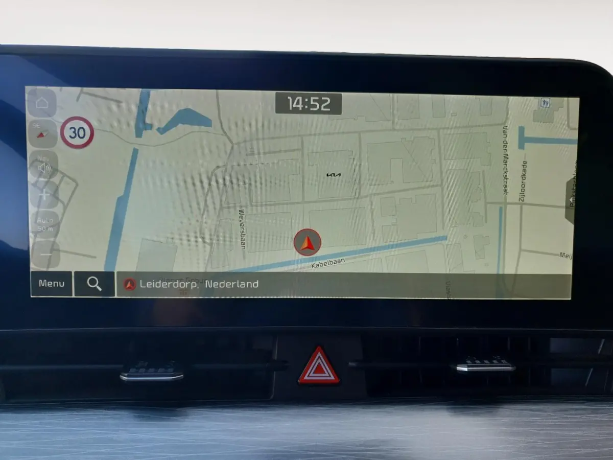 1.6T MHEV DynamicLine Edition | Stoel en stuurverwarming | Camera | Navigatie | Apple Carplay / Android Auto | Climate control |