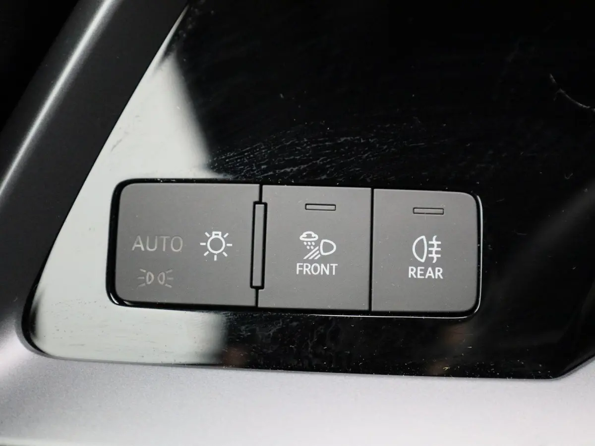 40 TFSI e Advanced edition 204 PK | Automaat | Climate Control | Stoelverwarming | Elektrische stoelverstelling | Achteruitrij Camera | Cruise Control Adaptief | Digitale Cockpit | Elektrisc