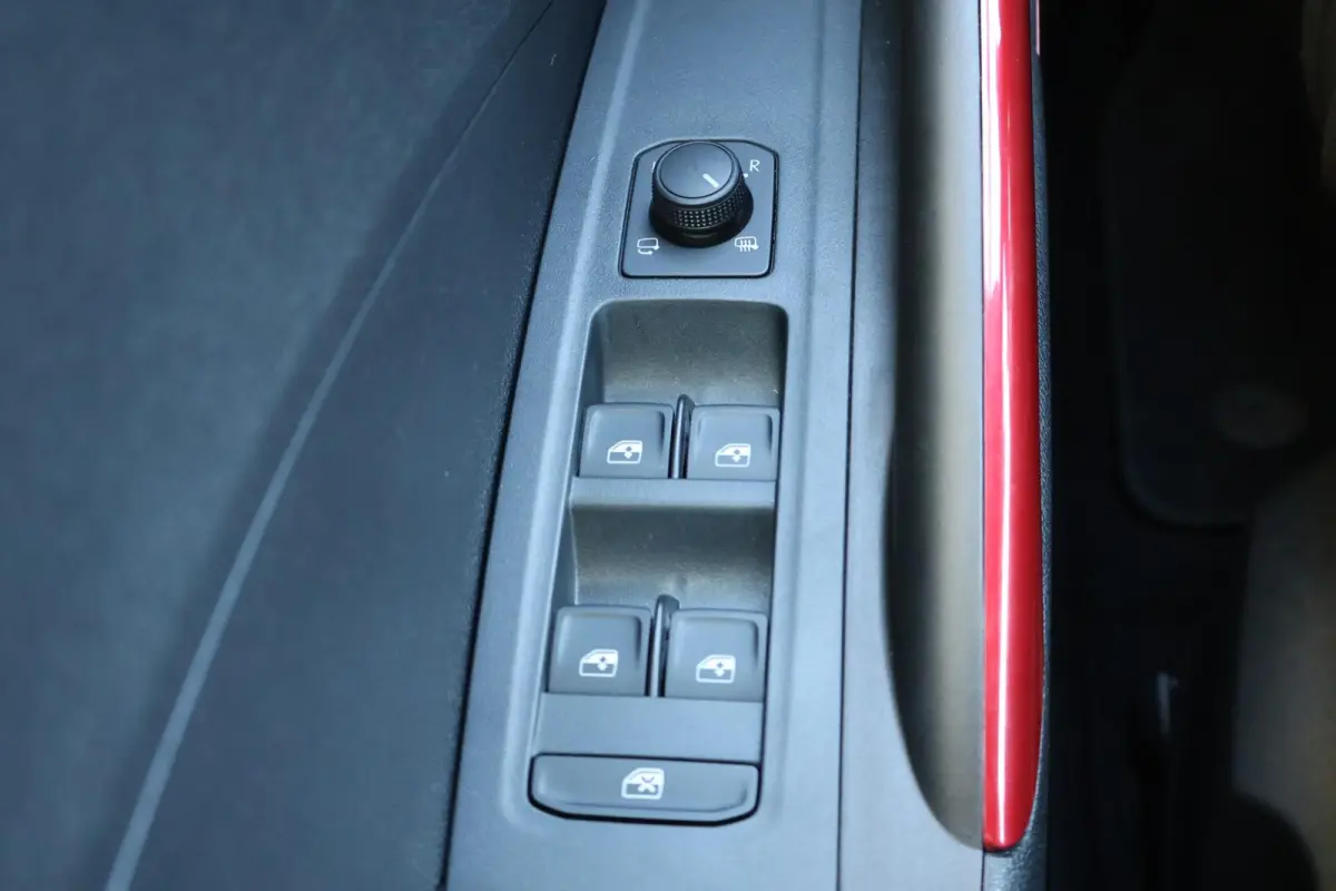 1.0 TSI 115pk DSG Monte Carlo | Camera | Adaptive Cruise | PDC | Apple Carplay | Stoelverwarming