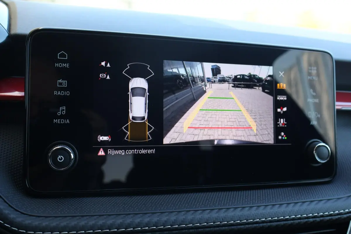 1.0 TSI 115pk DSG Monte Carlo | Camera | Adaptive Cruise | PDC | Apple Carplay | Stoelverwarming