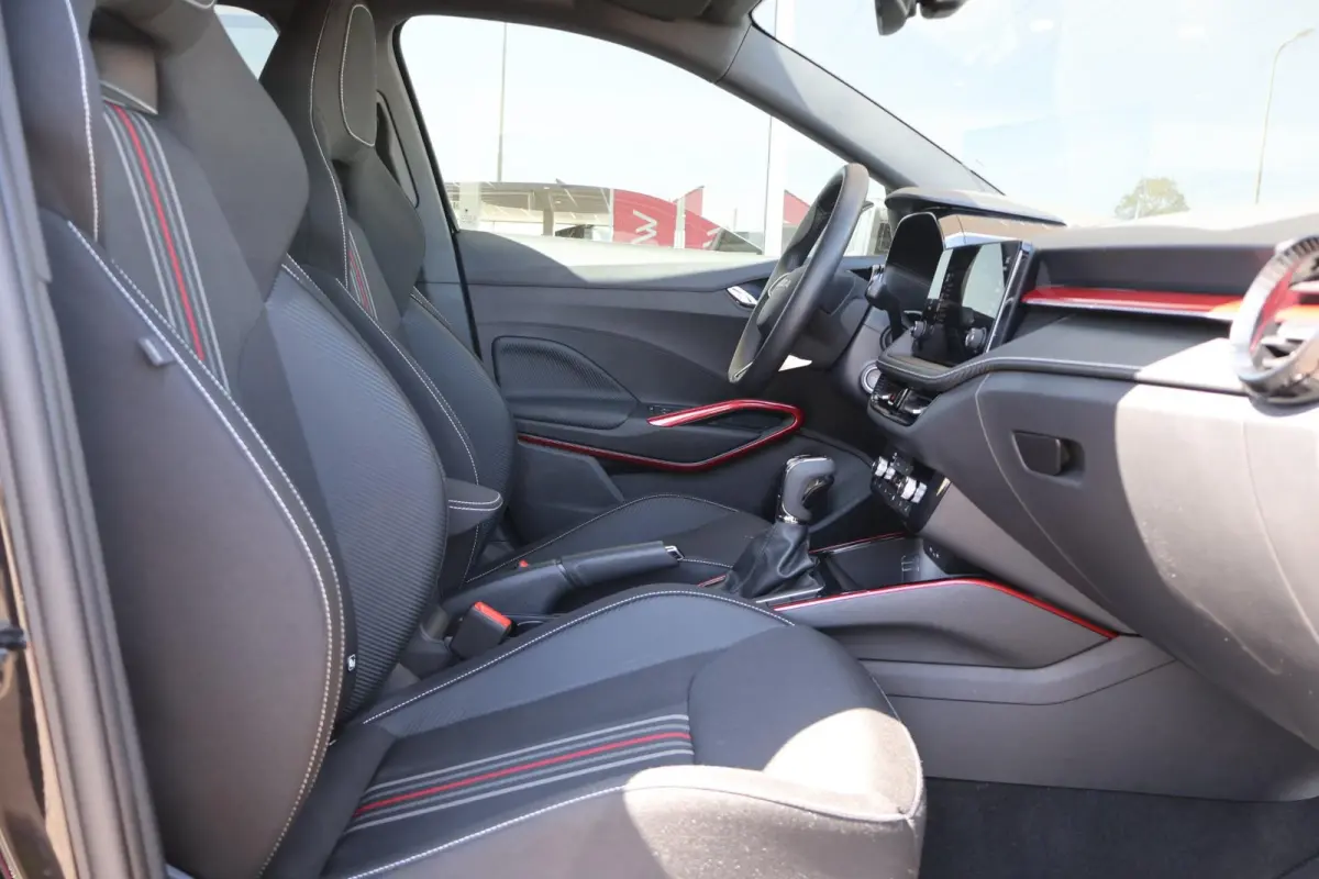 1.0 TSI 115pk DSG Monte Carlo | Camera | Adaptive Cruise | PDC | Apple Carplay | Stoelverwarming