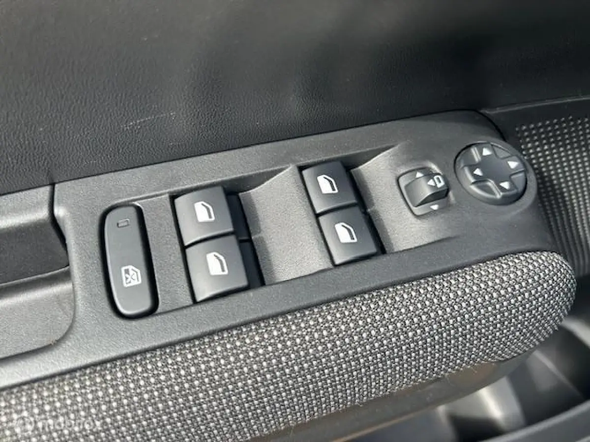 1.2 PureTech S&S Feel * CAR PLAY * AIRCO