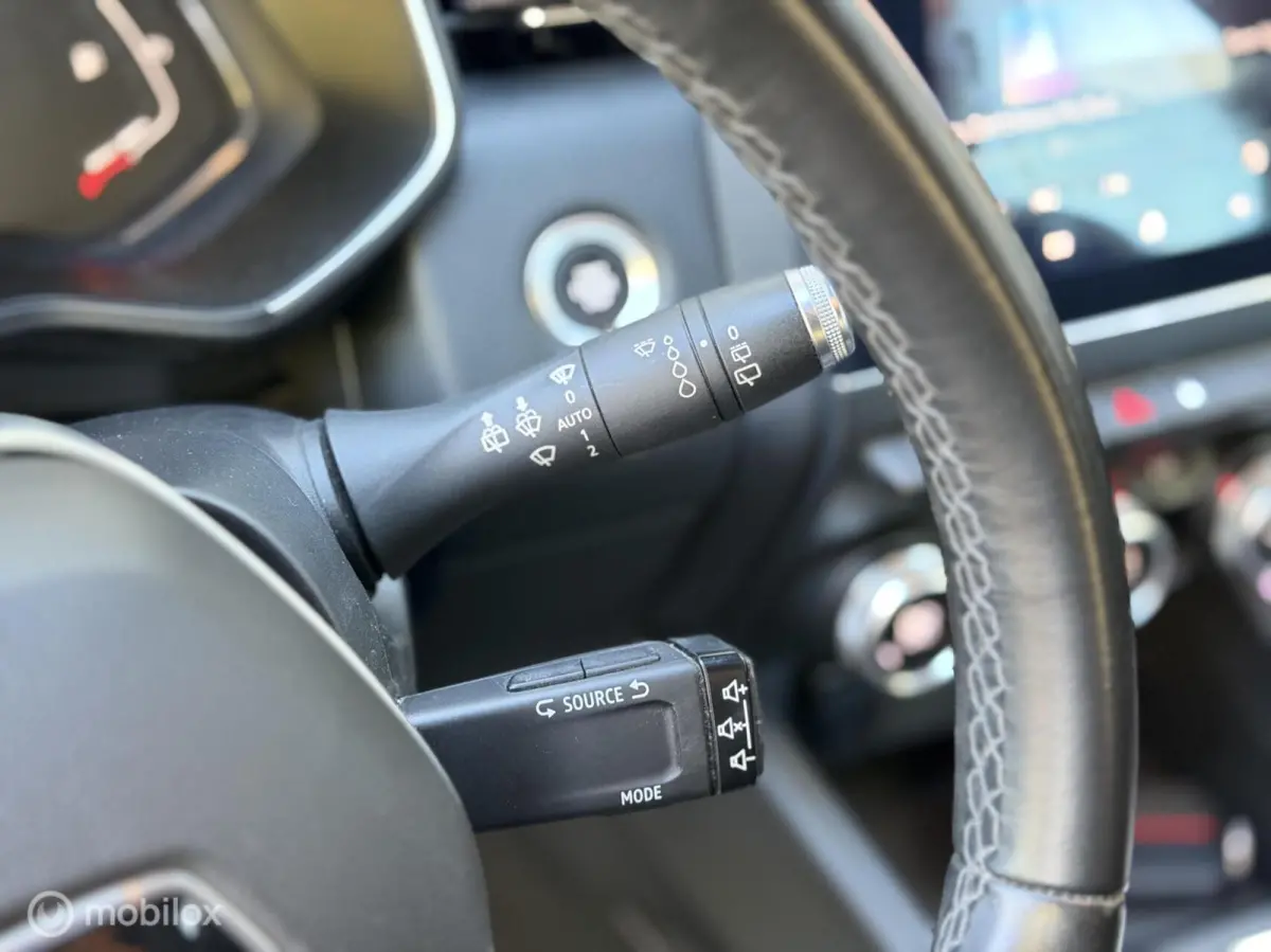 1.0 TCe Intens Navi/Camera/Lane assist/Keyless