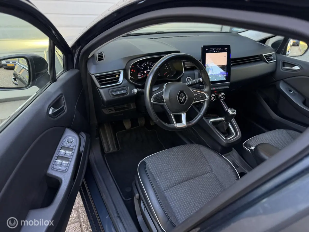 1.0 TCe Intens Navi/Camera/Lane assist/Keyless