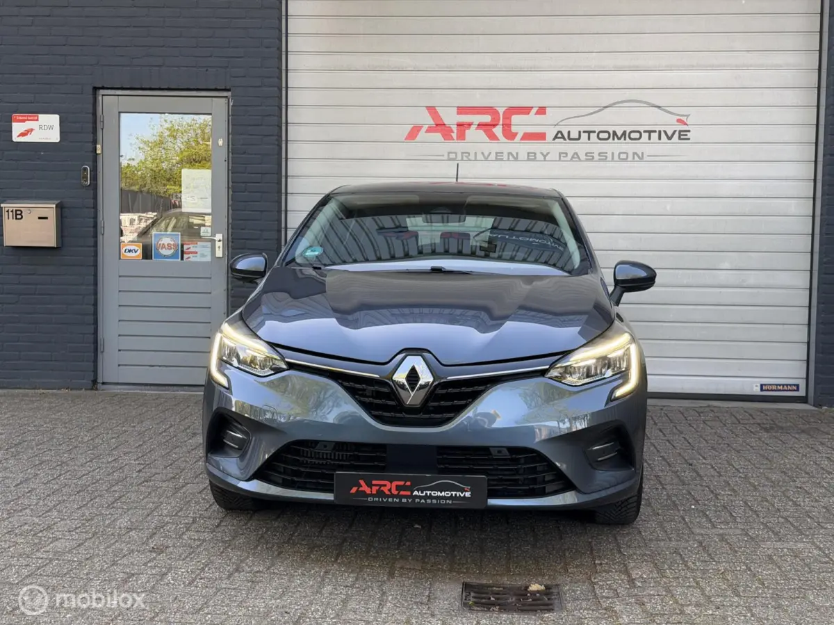 1.0 TCe Intens Navi/Camera/Lane assist/Keyless