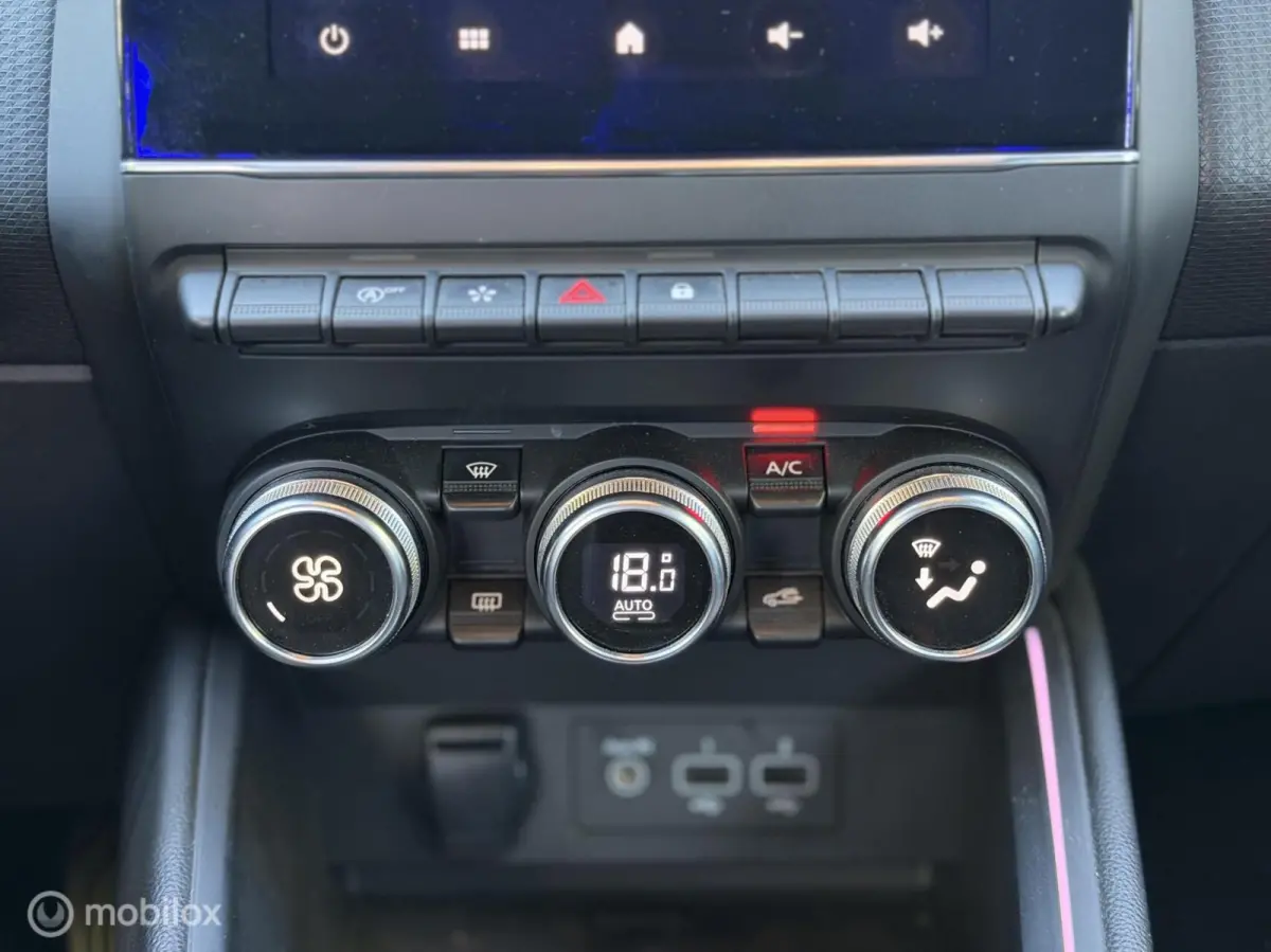 1.0 TCe Intens Navi/Camera/Lane assist/Keyless