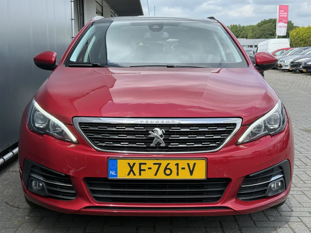 BWJ 2019 1.2 131 PK Blue Lease Premium NIEUWE DISTR.RIEM!! AUTOMAAT | PANORAMA | LEDER | CLIMA | ANDROID AUTO | APPLE CARPLAY | MULTIFUNCT. STUUR